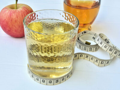Here’s How Apple Cider Vinegar Can Aid In Weight Loss