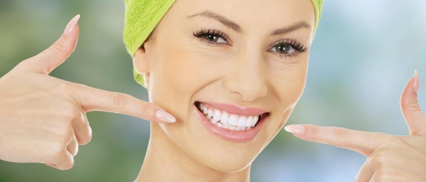 7 Teeth Whitening Toothpaste For A Radiant Smile