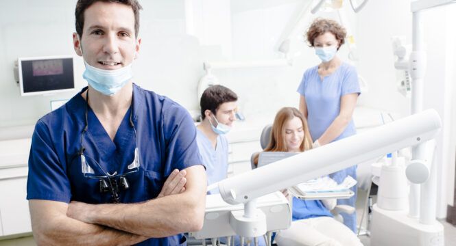 Here Is How You Can Find The Right Dentist