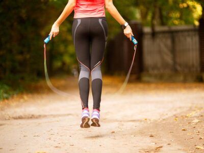 12 Easy Steps For A Quick 10-Minute Jump Rope Workout