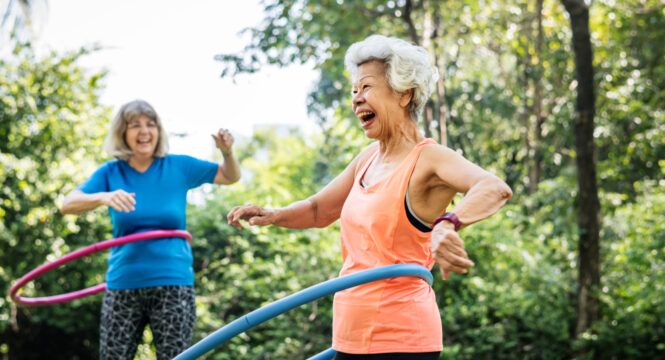 6 Amazing Benefits Of Hula Hooping Every Day